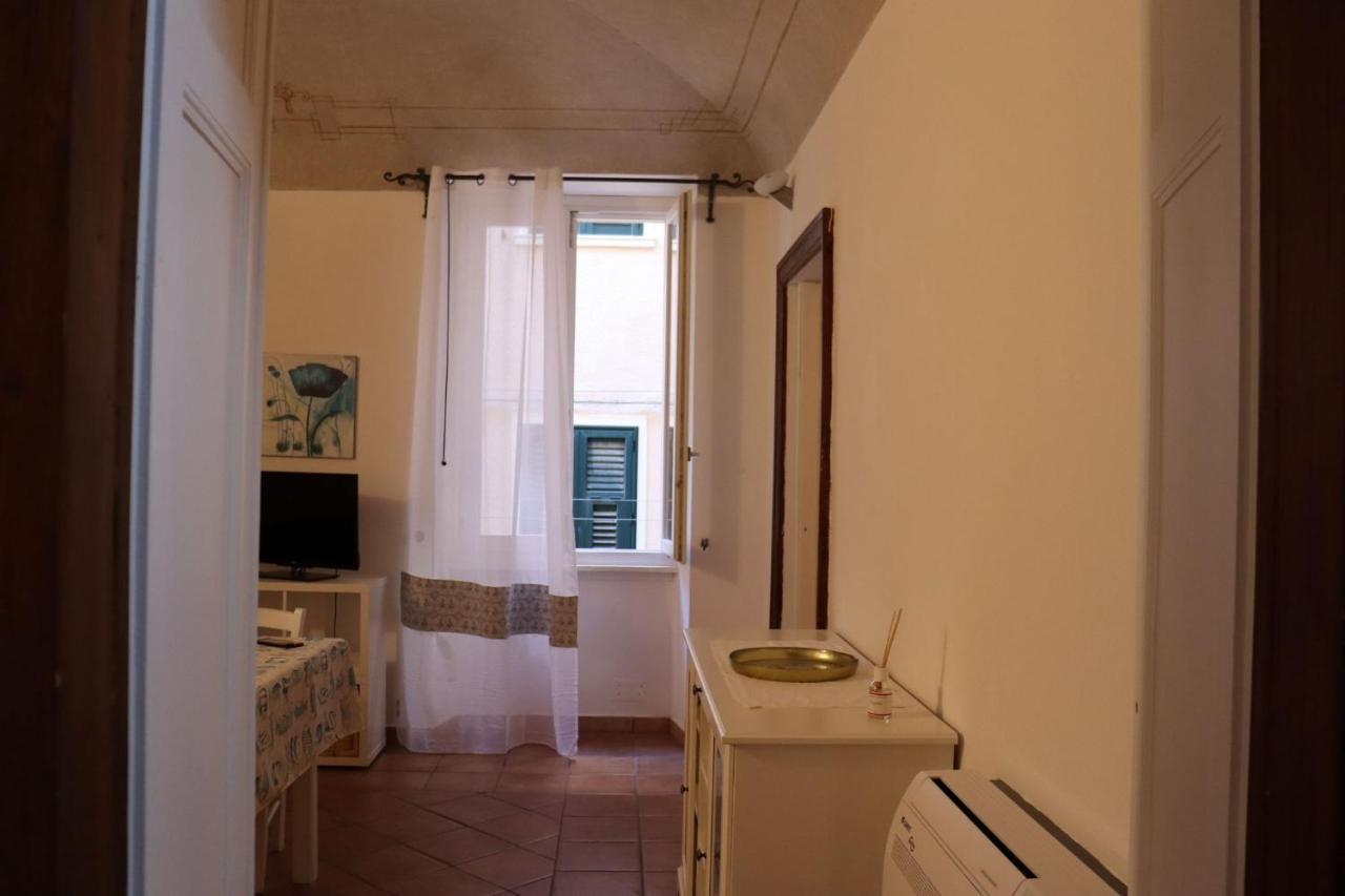 Carlo Alberto Apartment, Alghero Old Town, Near The Beach Экстерьер фото