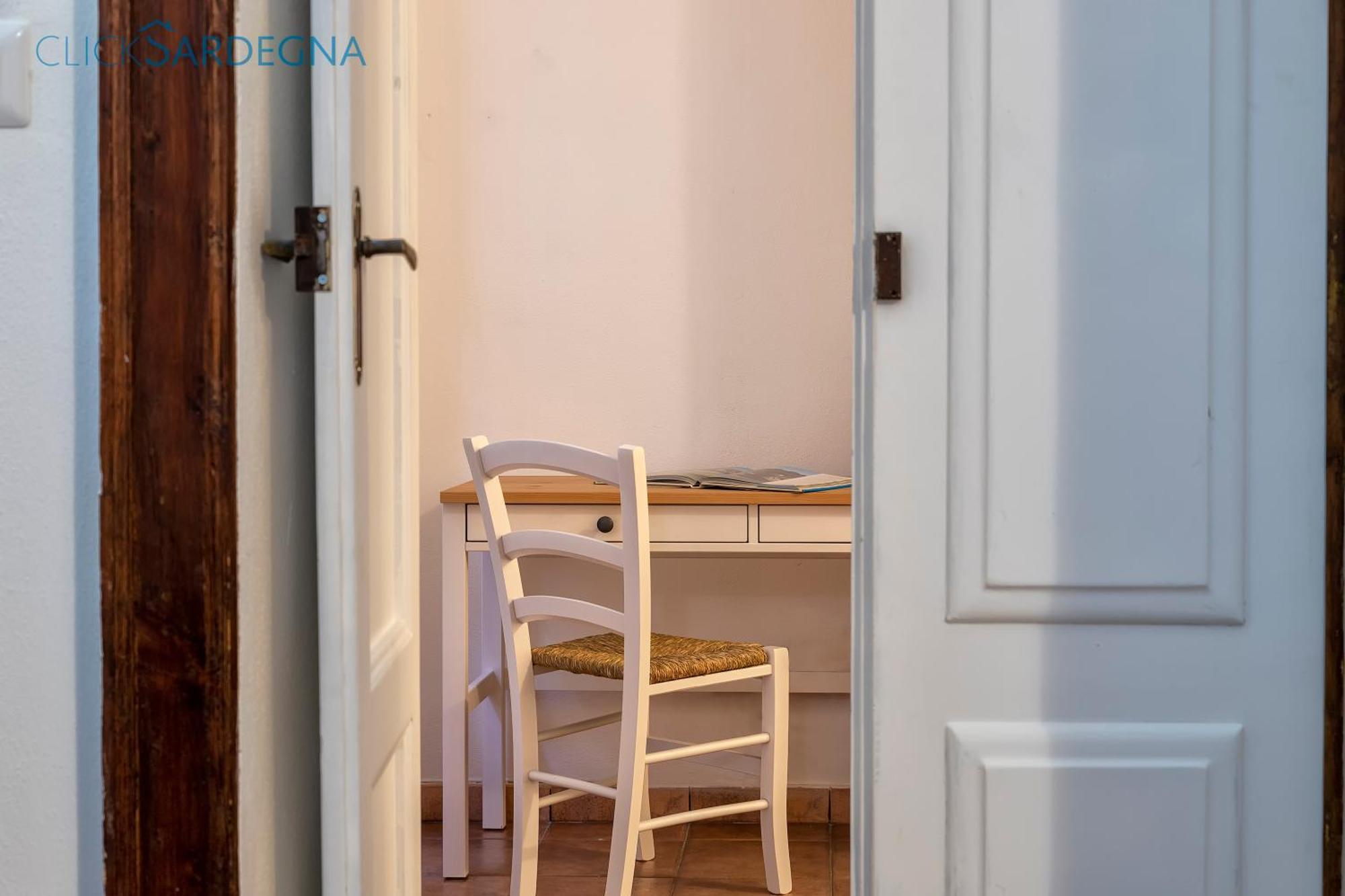 Carlo Alberto Apartment, Alghero Old Town, Near The Beach Экстерьер фото