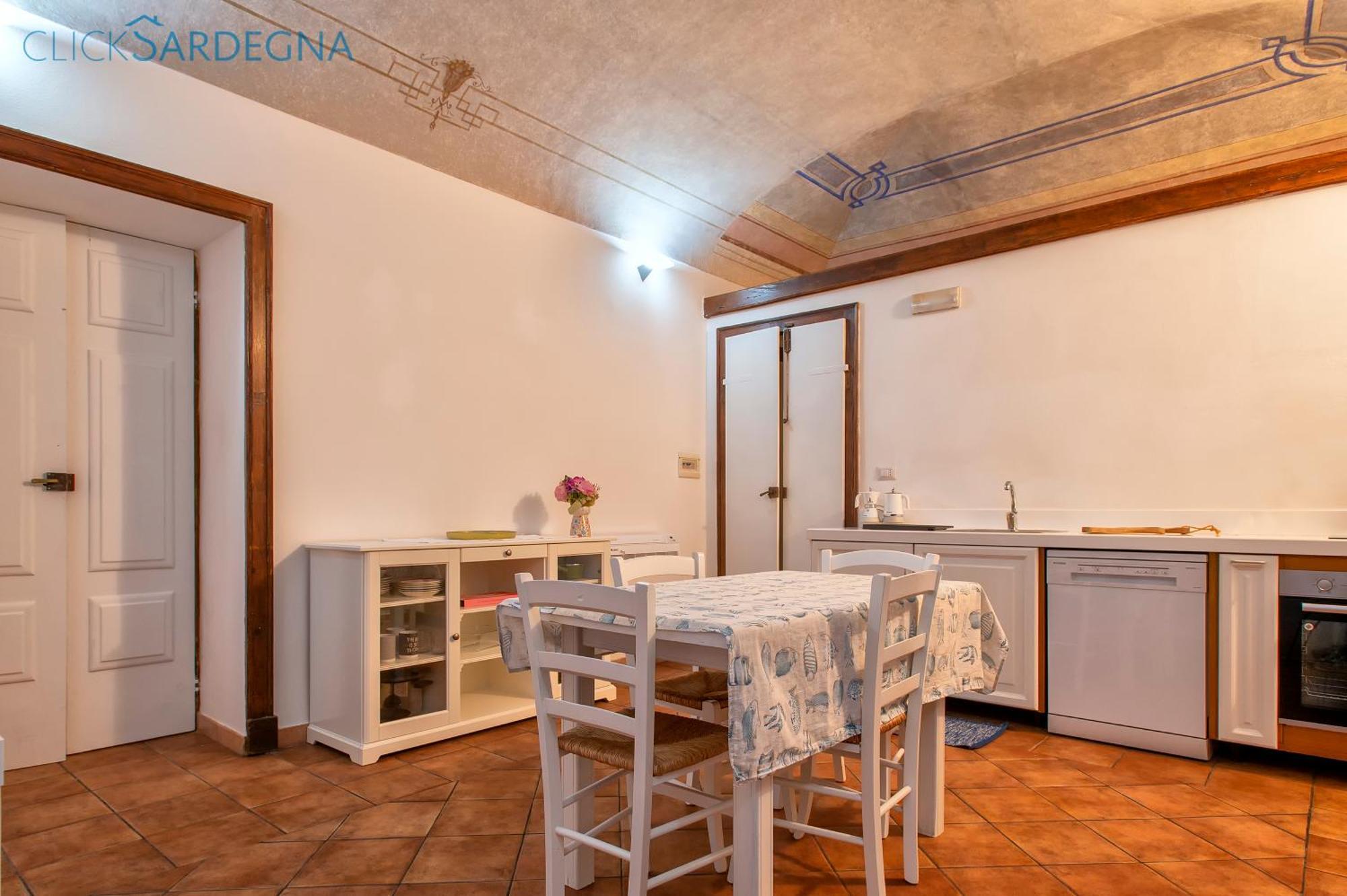 Carlo Alberto Apartment, Alghero Old Town, Near The Beach Экстерьер фото