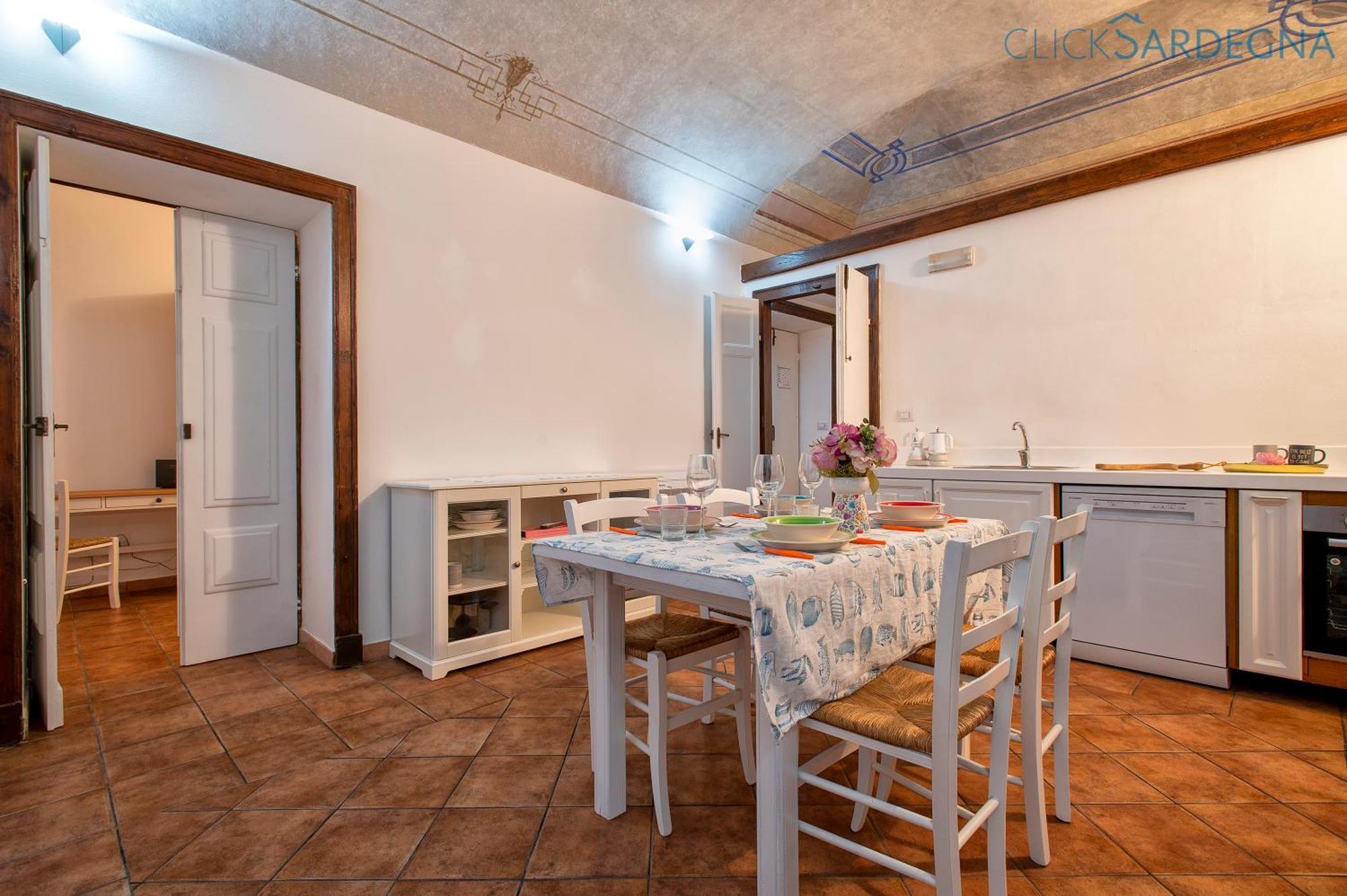 Carlo Alberto Apartment, Alghero Old Town, Near The Beach Экстерьер фото
