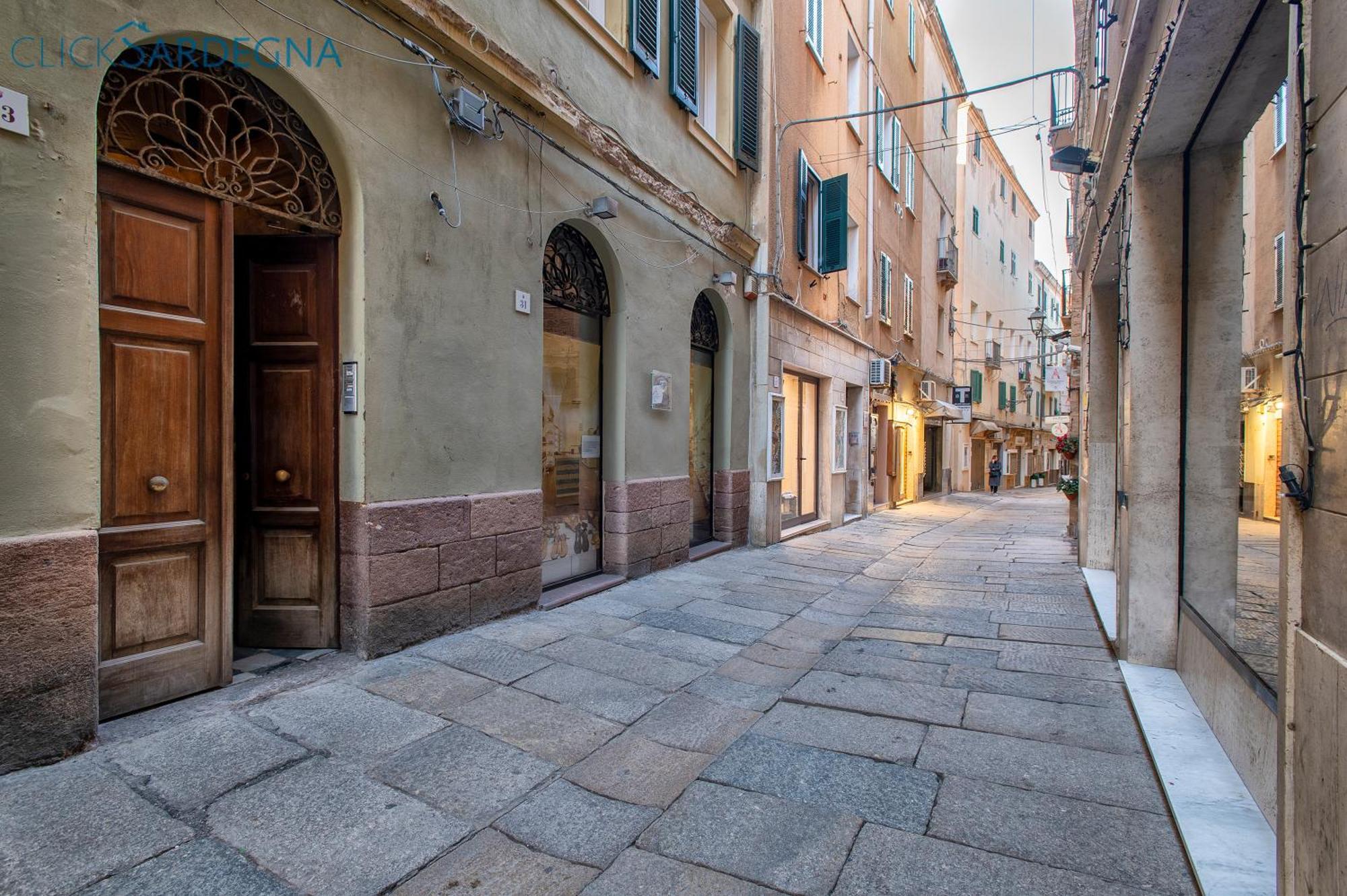 Carlo Alberto Apartment, Alghero Old Town, Near The Beach Экстерьер фото